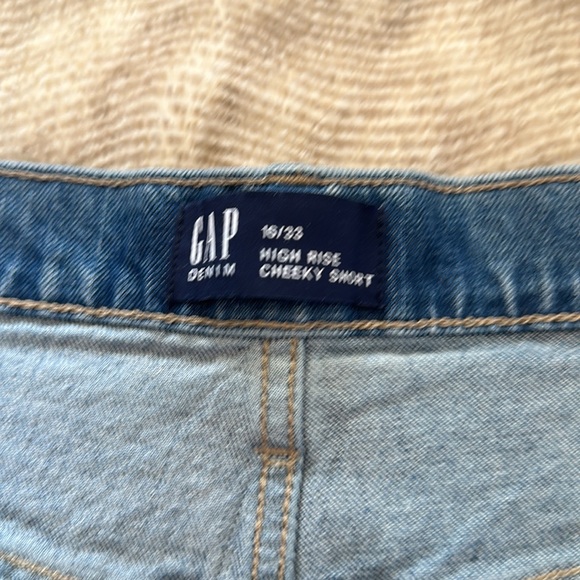 GAP High Rise Cheeky Short, 16/33 - Picture 6 of 11
